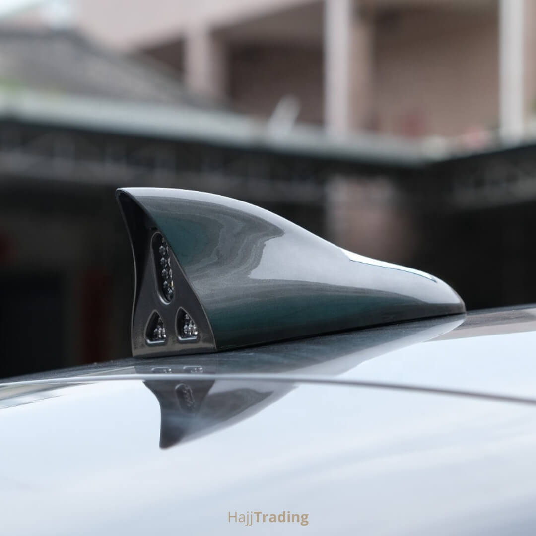Car Shark Fin Antenna with Solar Power – 18 LED Lights + Remote – Waterproof